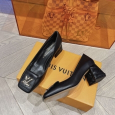 Louis Vuitton Heeled Shoes